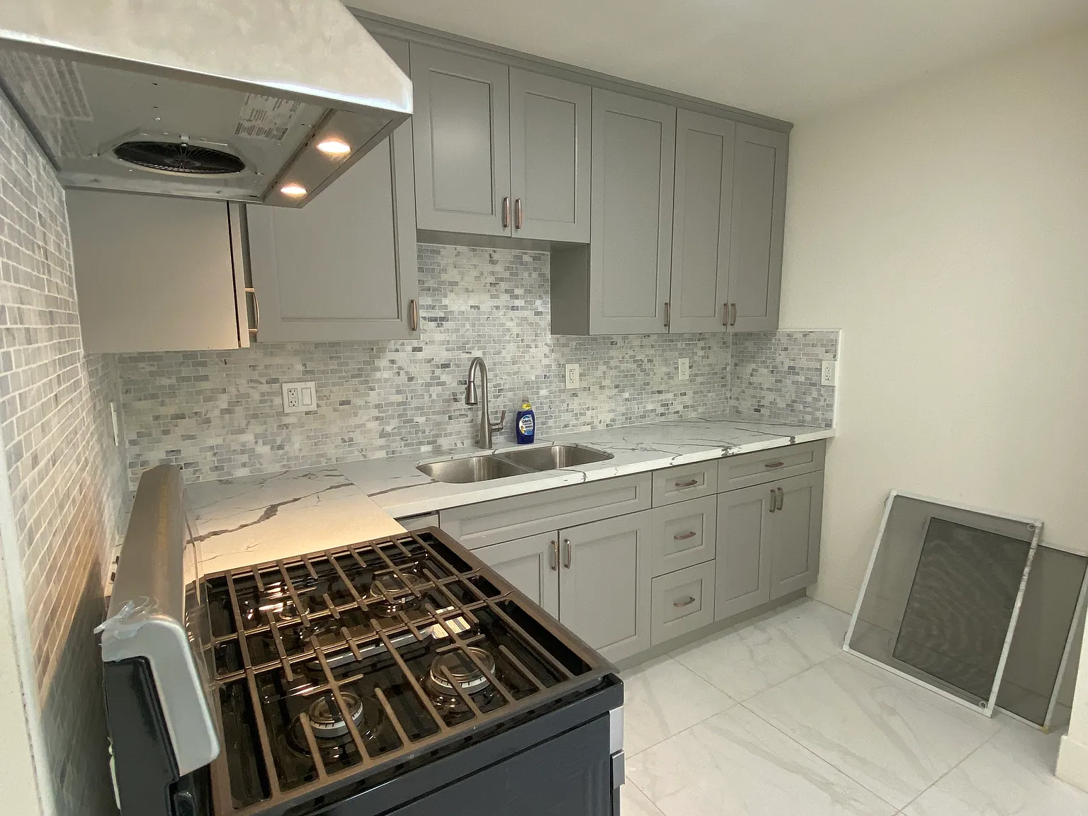 1 bed, $1,800 — Photo 2