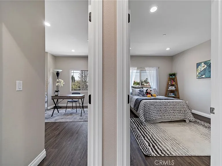 14102 Edwards — Photo 28