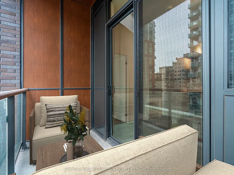 2075 Lakeshore Rd #416 — Photo 20