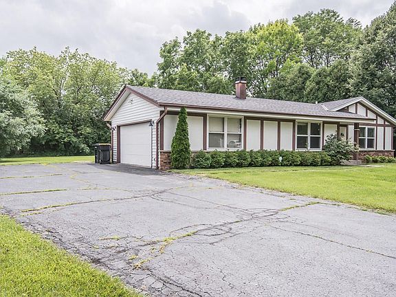 2nd image of 6245 W Plaza Cir