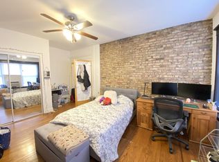 919 W Cornelia Ave APT 2B, Chicago, IL 60657