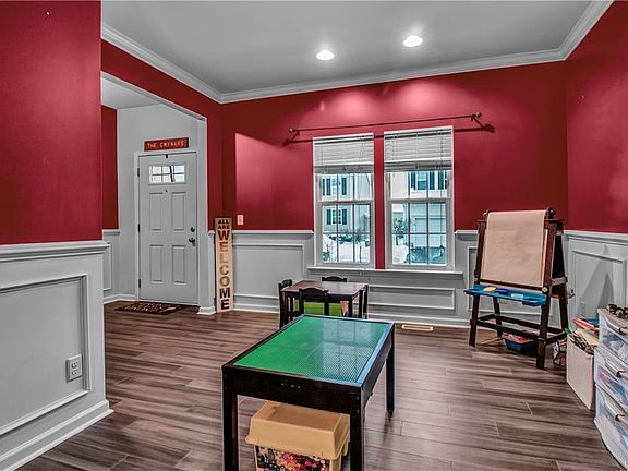 5th image of 29 Scooter Ln