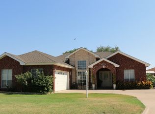 2 Cherokee Trl, Ransom Canyon, TX 79366
