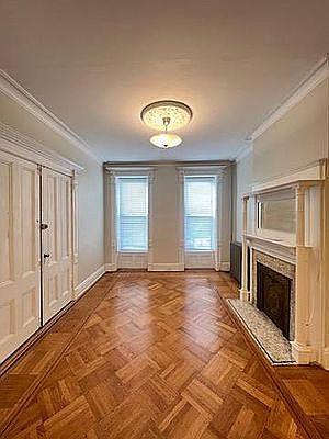 1st image of 515 Chauncey St #2
