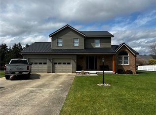 22 Dawn Dr, Indiana, PA 15701