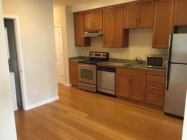 1st image of 660 King St #261