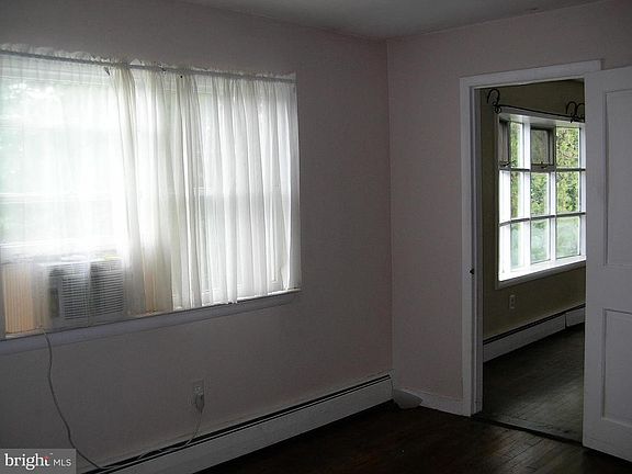 5th image of 3967 Wistman Ln
