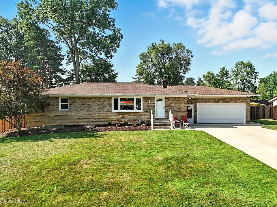 1st image of 18561 Meadow Ln