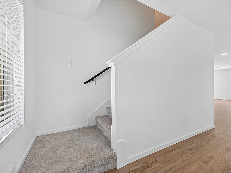 17938 Becker Landing Dr — Photo 4