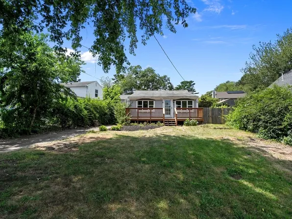 46-46 Crystal Lake Dr #A, Carver, MA 02330