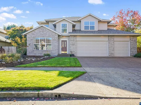 1188 Parkmeadow Dr NE, Keizer, OR 97303