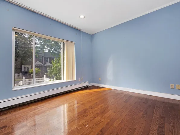 80-04 Cowles Court image 18 of 29