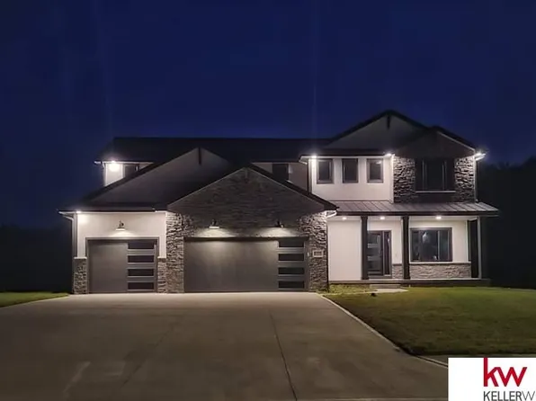 13806 S 53rd St, Papillion, NE 68133