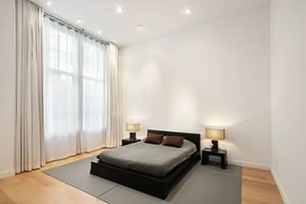 Rented by Compass | media 22