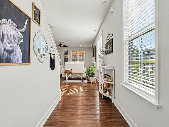 4th image of 30 Kimberling Dr