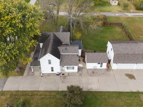 118 W Marion St, Mount Ayr, IN 47964