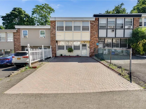 18 Overlook Road, West Haverstraw, NY 10993