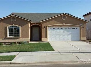 728 W Silvercrest Dr, Lindsay, CA 93247