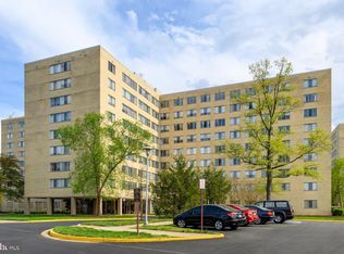 6641 Wakefield Dr APT 204, Alexandria, VA 22307