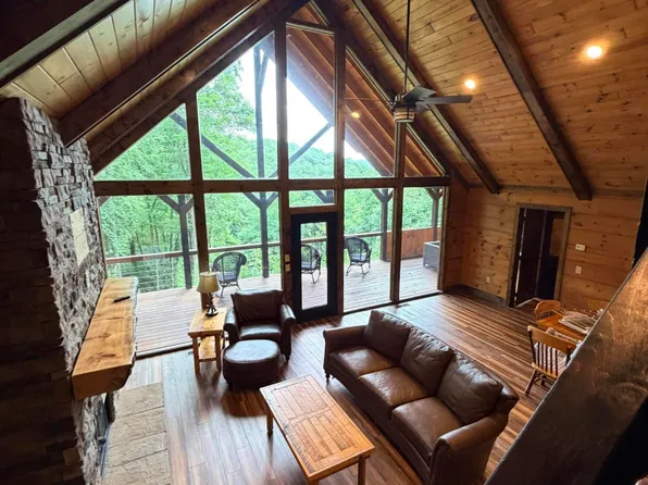 371 Black Bear Trail, Topton, NC 28781