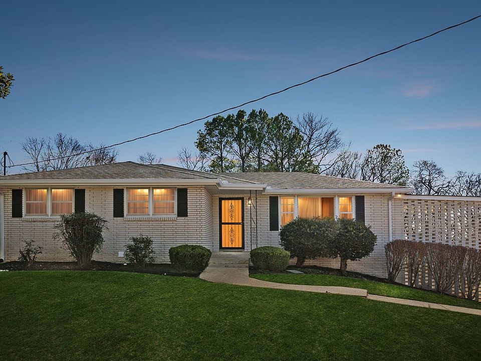 1st image of 112 Hickory Heights Dr
