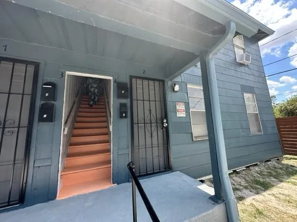 4615 Market St #2, Houston, TX 77020