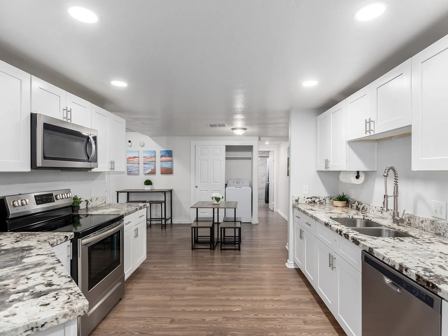6 bed, 1555 sqft, $650 — Photo 3