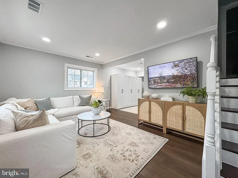 6621 Hallwood Ave — Photo 8