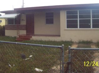 884 W 30th St, Hialeah, FL 33012