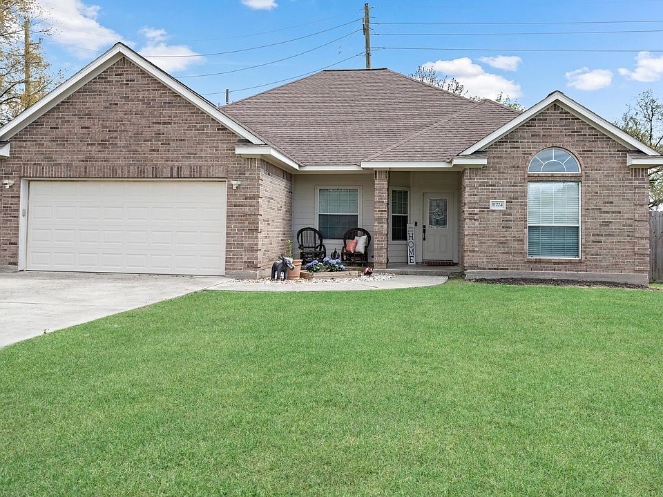 11224 Cherry Point Dr, Mont Belvieu, TX 77535 Zillow