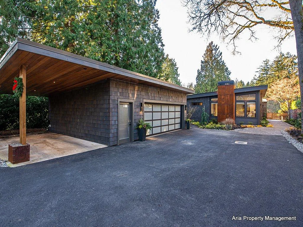 4 bed, 4024 sqft, $15,000 — Photo 4