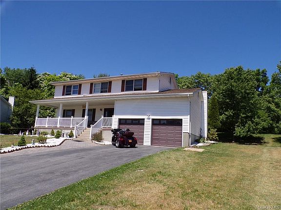 2nd image of 70 Guernsey Dr