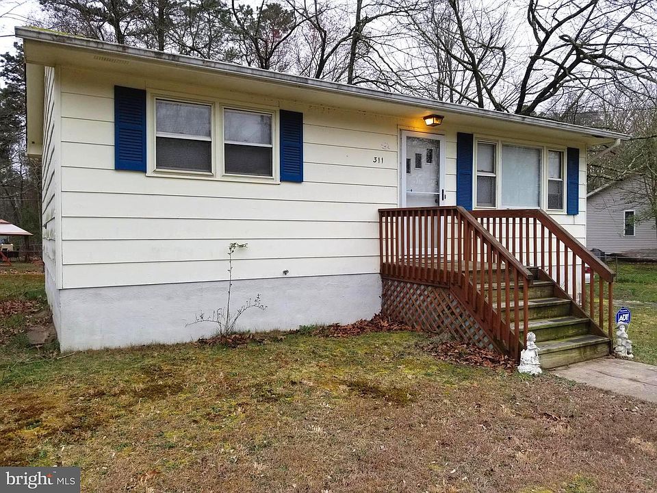 1st image of 311 Wildrose St