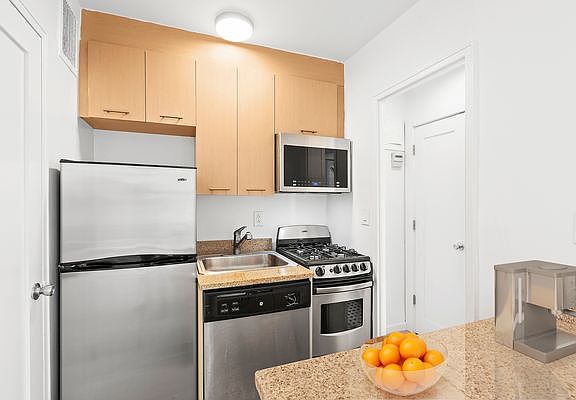4th image of 30 W 141st St APT 11B