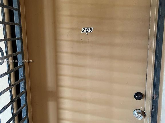2nd image of 702 NW 87th Ave APT 209