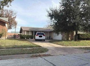 2210 Newcastle Dr, Garland, TX 75041