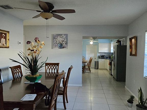 4th image of 324 SW 22nd Street