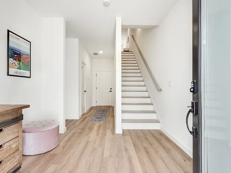 1072 Brookglynn Trce — Photo 4