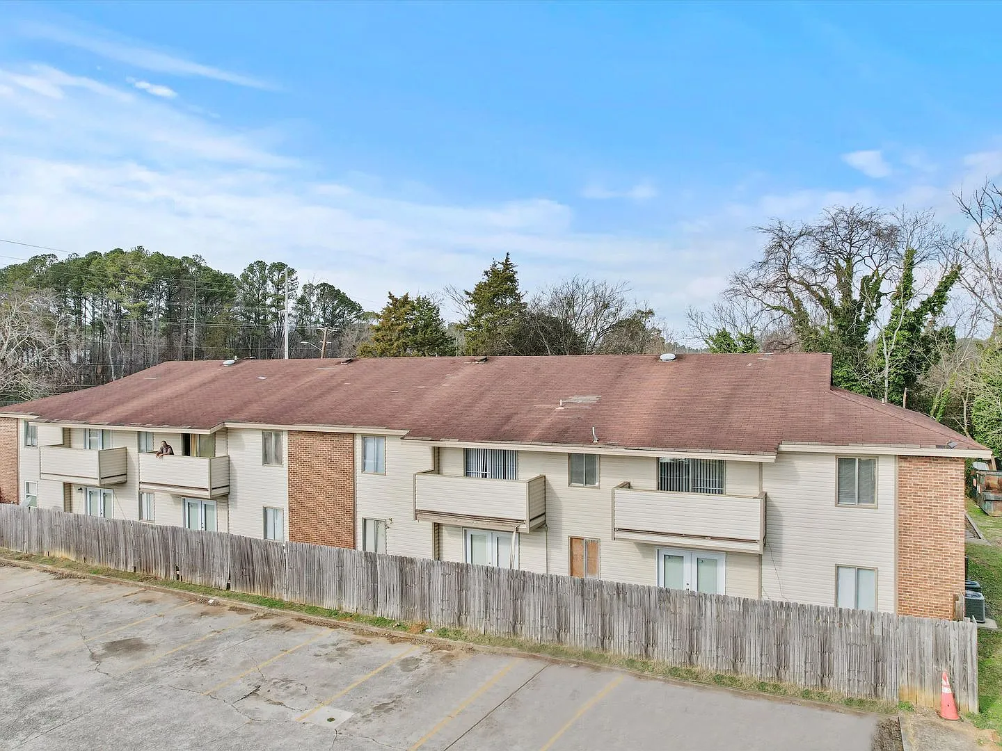 Move In Special! Under New Management - 1bd/1ba — Photo 1