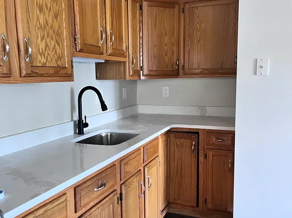 8 Clapp Ave APT 8, Wappingers Falls, NY 12590