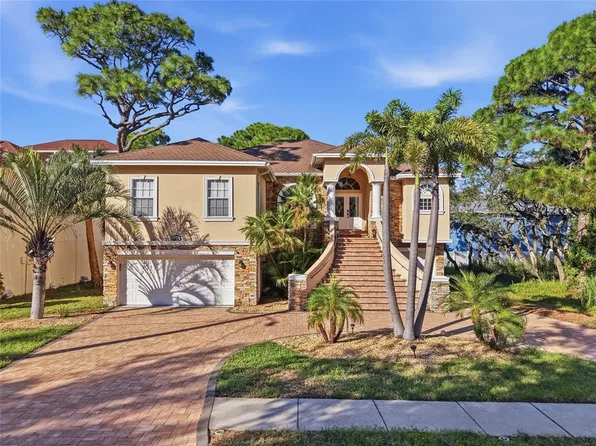 1212 CASTLE TERRACE, TARPON SPRINGS, FL 34689