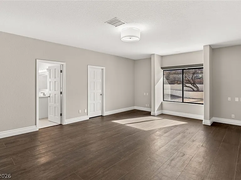 13 Dovetail Cir — Photo 41