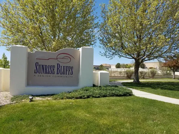 303 Sunrise Bluffs Dr, Belen, NM 87002