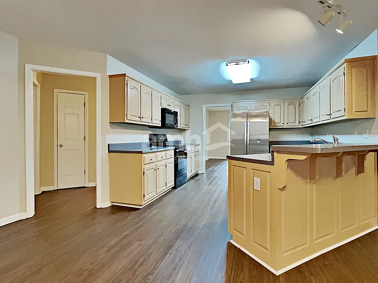 2338 Sir Edward Ln — Photo 9