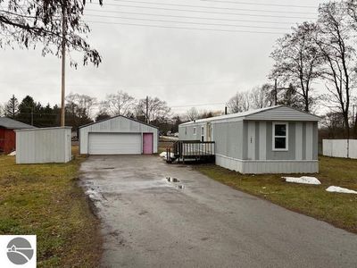 1605 Keystone Hills Ct, Traverse City, MI, 49696