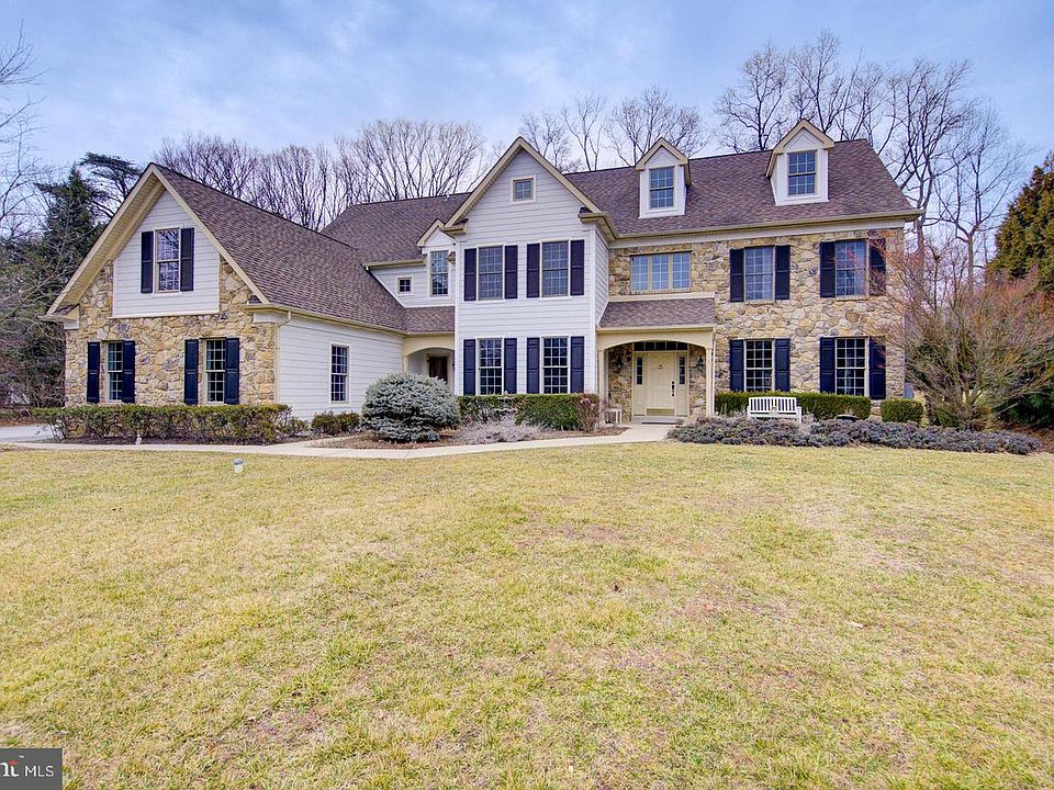 1st image of 133 Sharon Ln