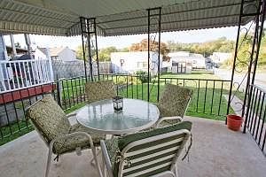 0032_1766307653_medium_11212014