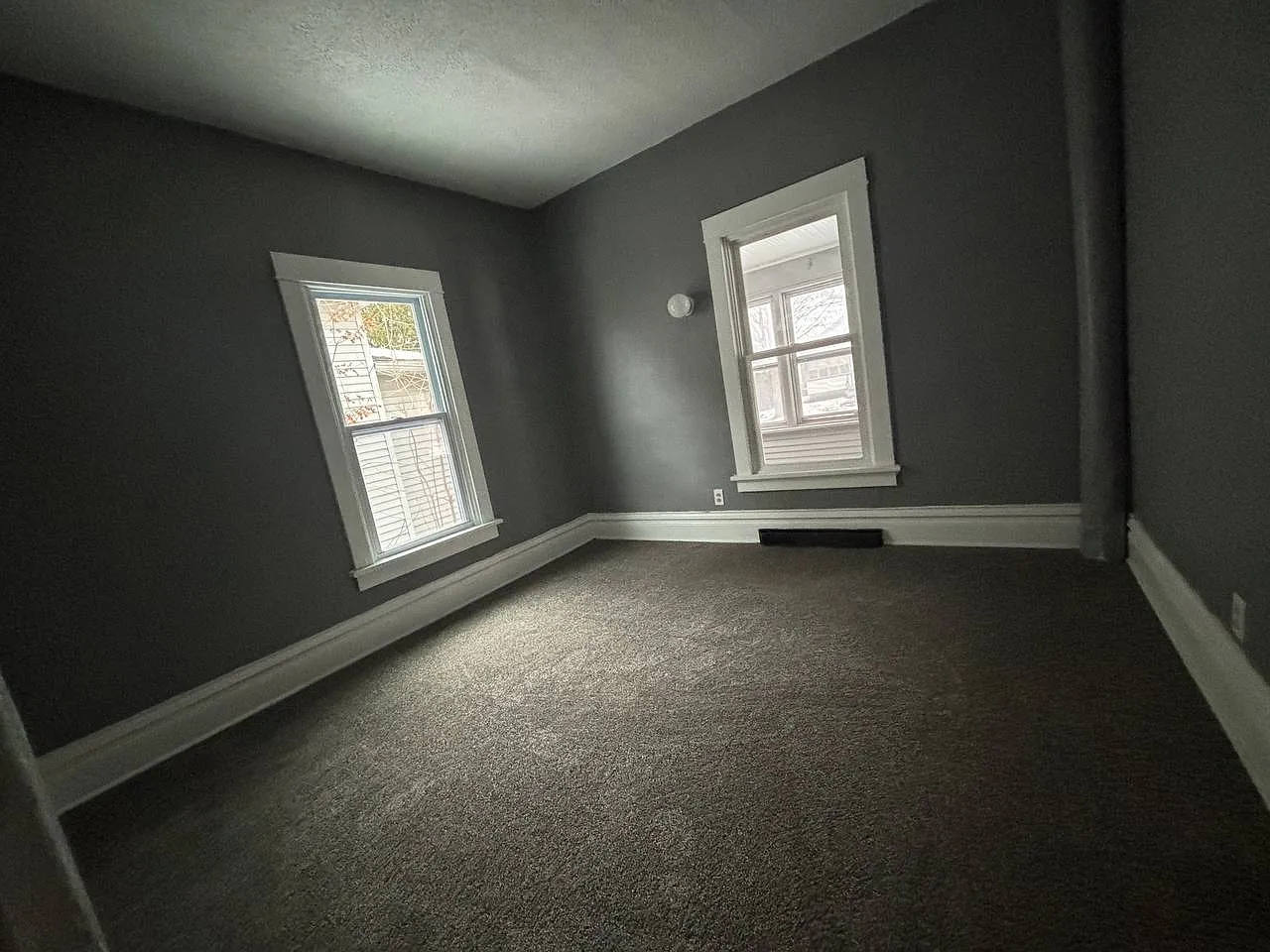 3 bed, 1344 sqft, $1,100 — Photo 4