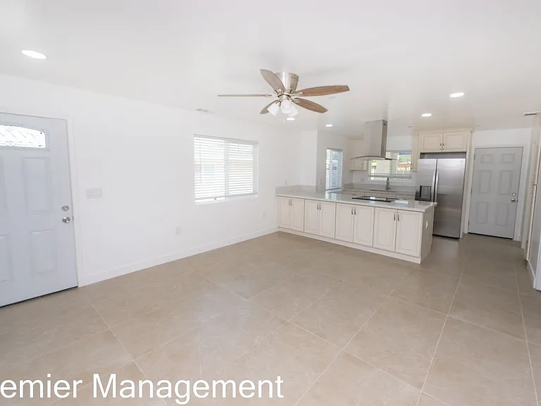 605-609 Prescott Ave — Photo 11