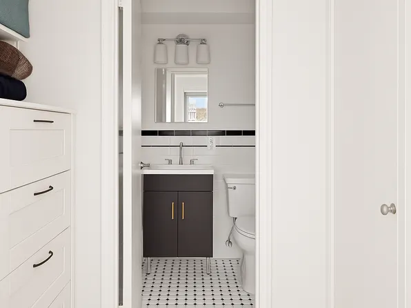 145 East 15th Street 8H image 7 of 8
